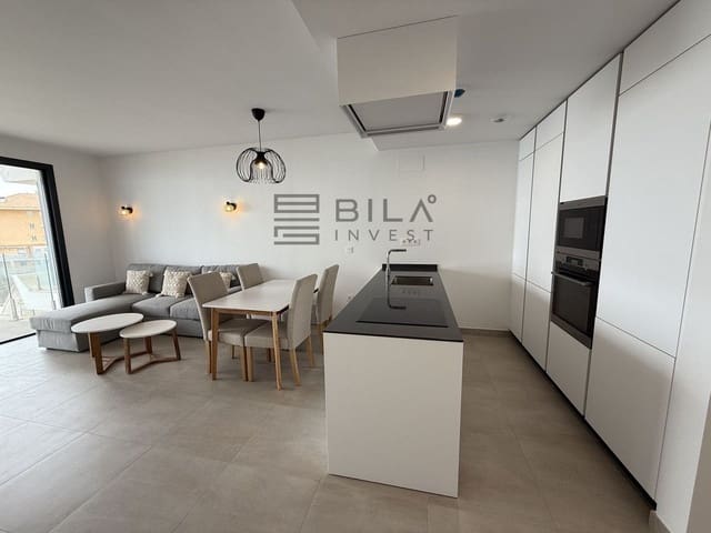 Piso de 2 habitaciones en Carvajal, Fuengirola en venta con piscina garaje - 709.000 € (Ref: 9619796)