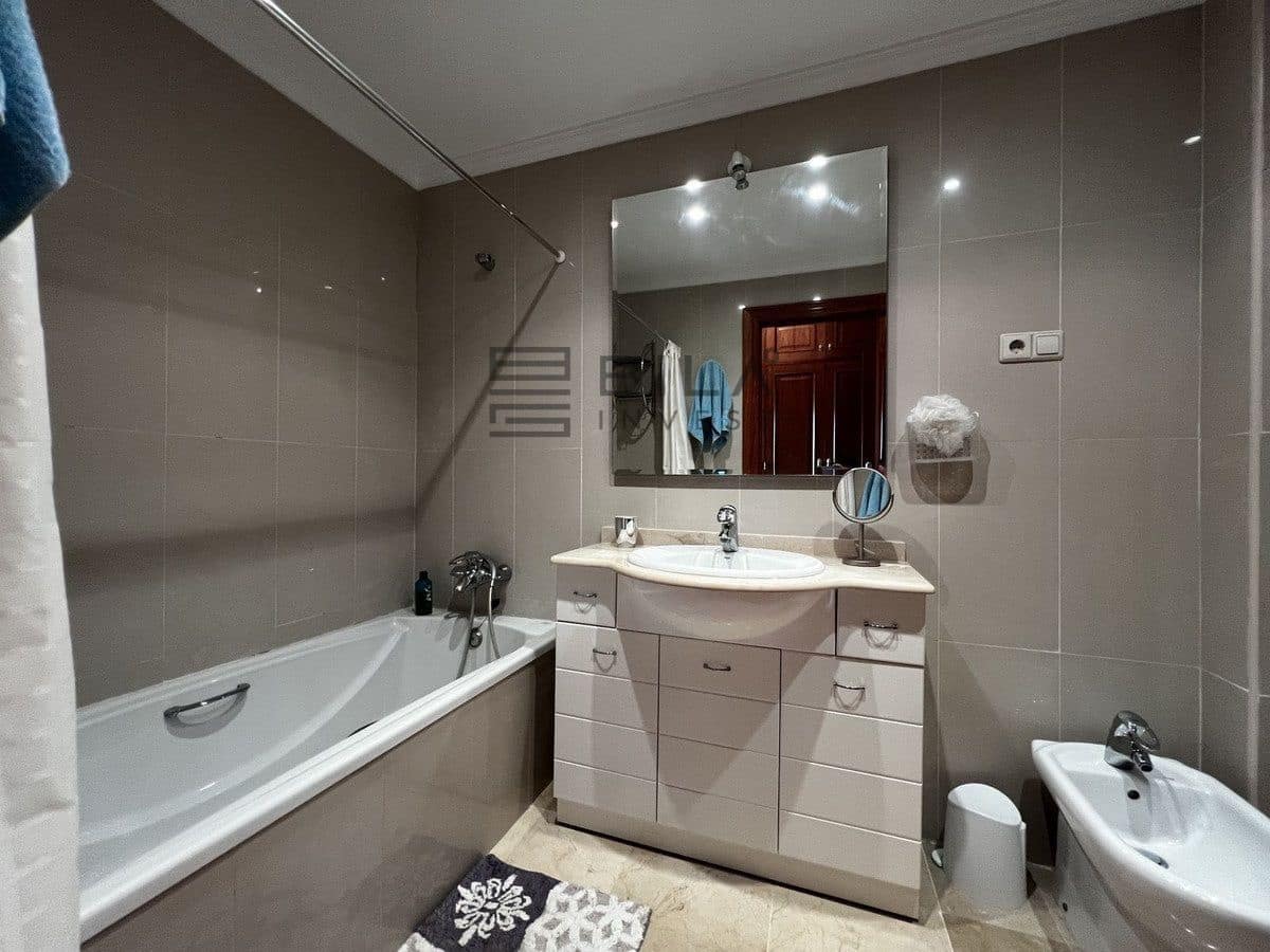 2 bedroom Flat for sale in La Cala Hills with pool garage - € 330,000 (Ref: 9622023)