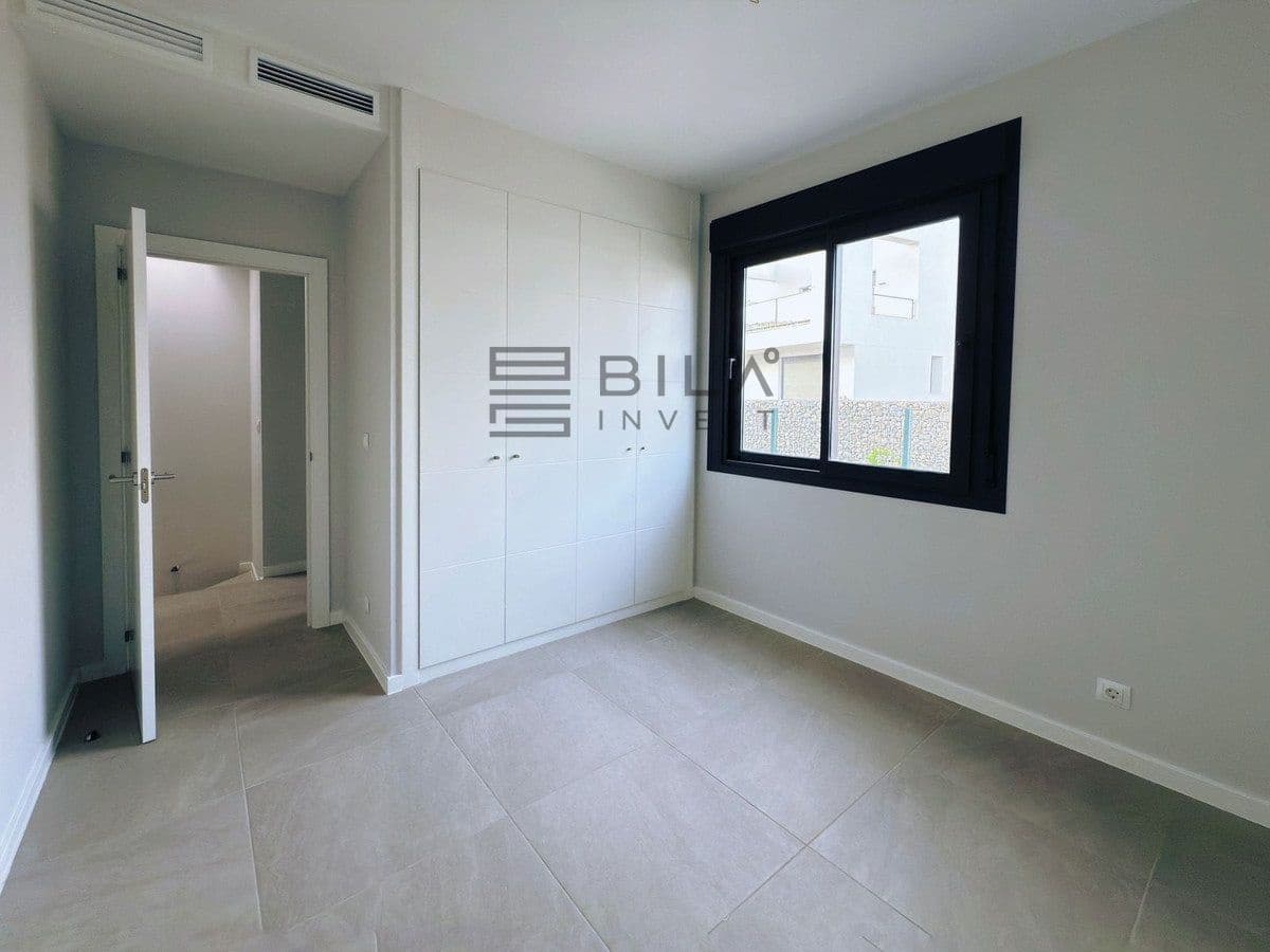 4 soverom Hus til salgs i Riviera del Sol med svømmebasseng - € 599 000 (Ref: 9622024)