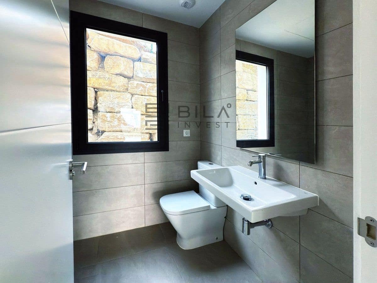 4 soverom Hus til salgs i Riviera del Sol med svømmebasseng - € 599 000 (Ref: 9622024)