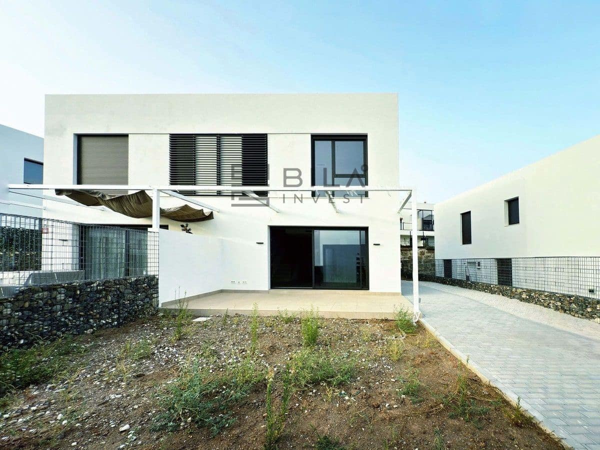 4 soverom Hus til salgs i Riviera del Sol med svømmebasseng - € 599 000 (Ref: 9622024)