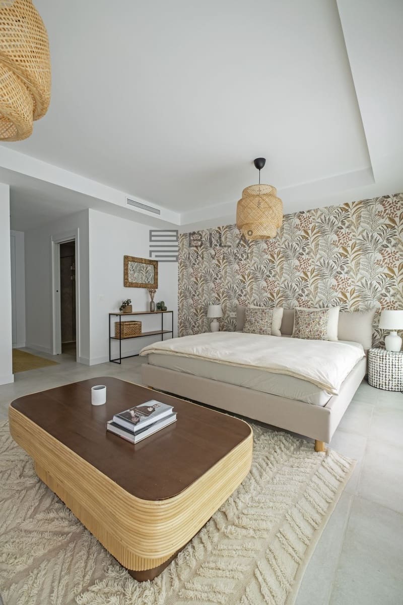 3 slaapkamer Huis te koop in El Chaparral met zwembad garage - € 800.000 (Ref: 9622025)