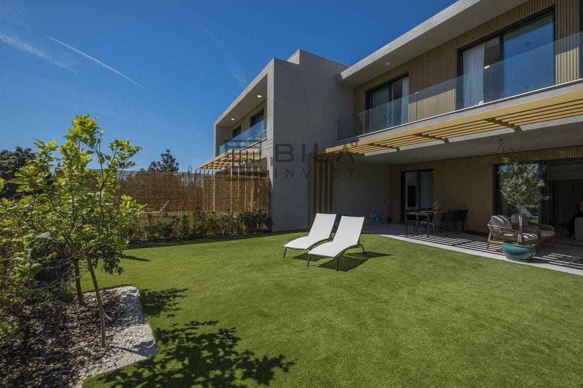 3 slaapkamer Huis te koop in El Chaparral met zwembad garage - € 800.000 (Ref: 9622025)