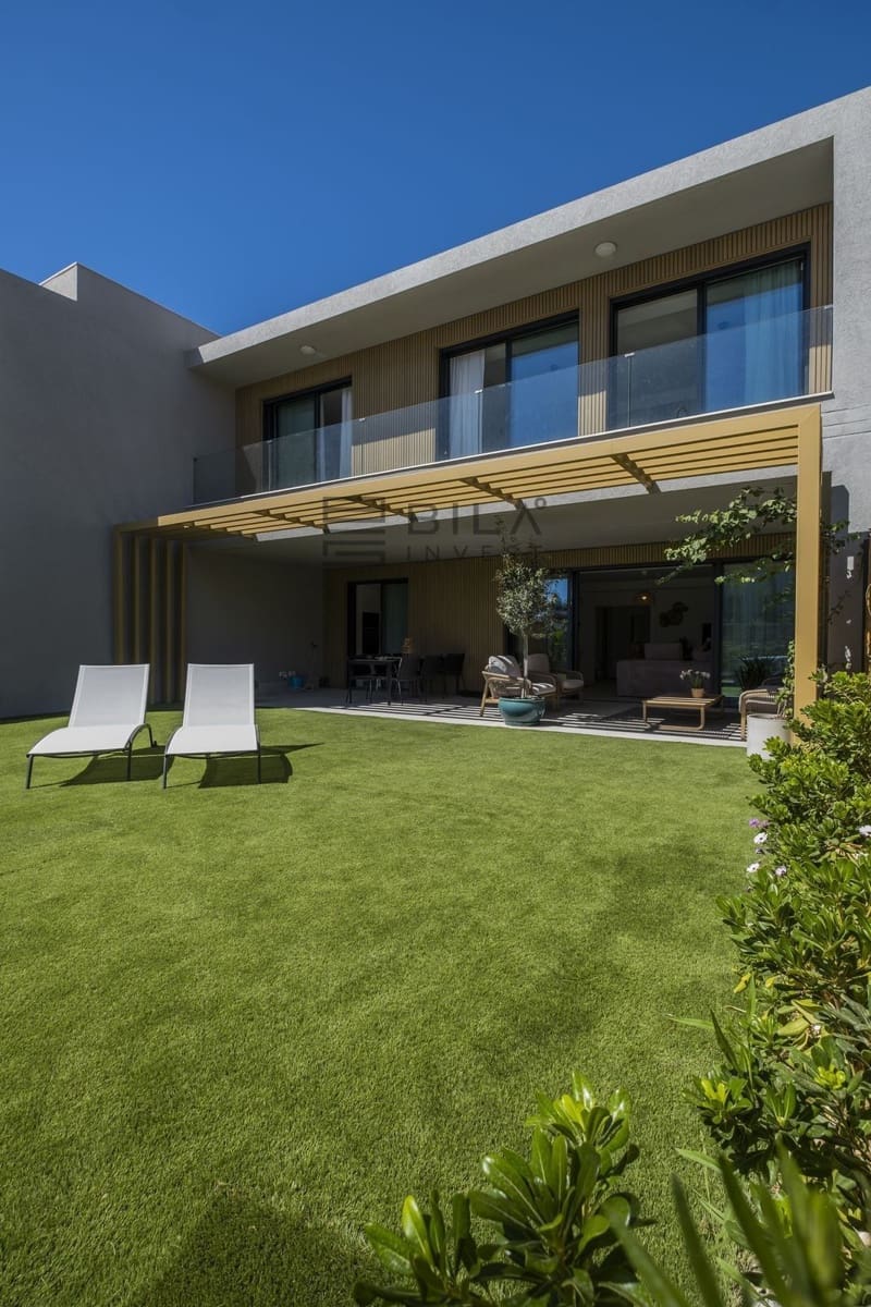 3 slaapkamer Huis te koop in El Chaparral met zwembad garage - € 800.000 (Ref: 9622025)