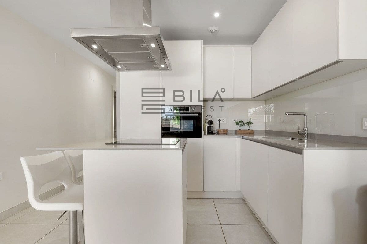 Piso de 3 habitaciones en La Cala de Mijas en venta con piscina garaje - 680.000 € (Ref: 9622026)