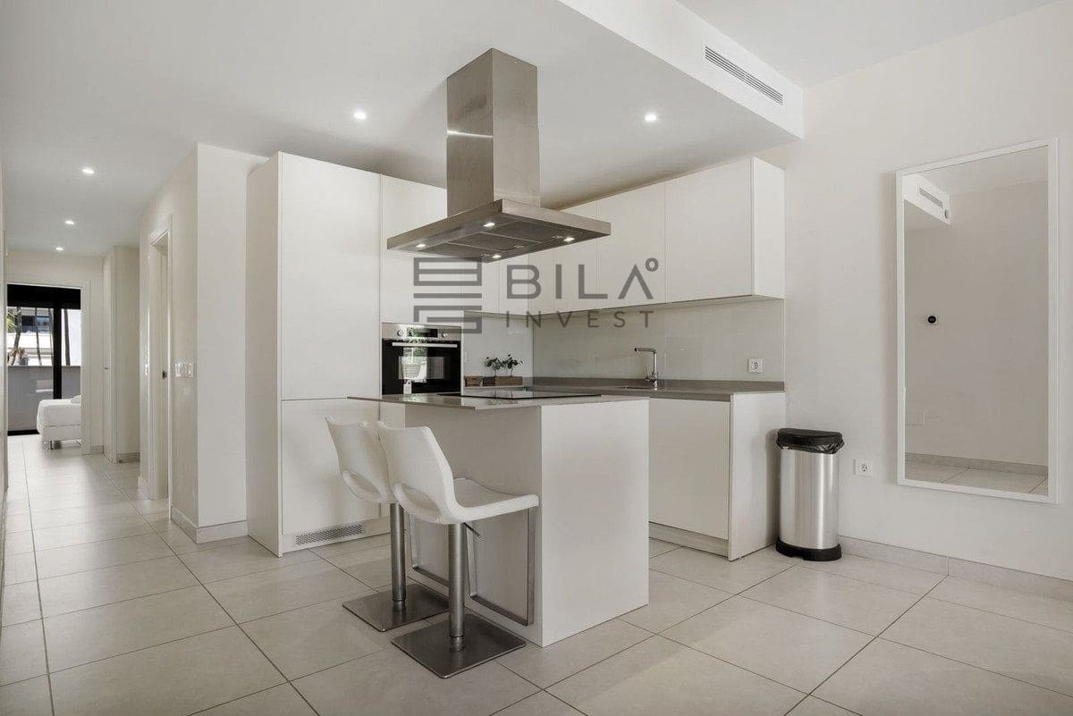 Piso de 3 habitaciones en La Cala de Mijas en venta con piscina garaje - 680.000 € (Ref: 9622026)