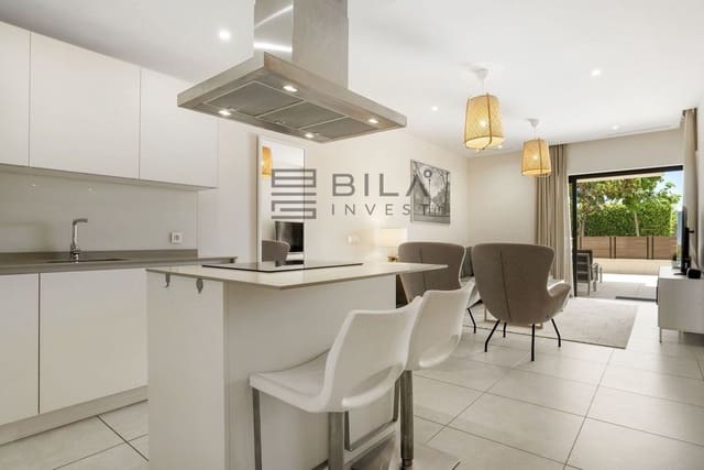 3 bedroom Flat for sale in La Cala de Mijas, Mijas with pool garage - € 680,000 (Ref: 9622026)