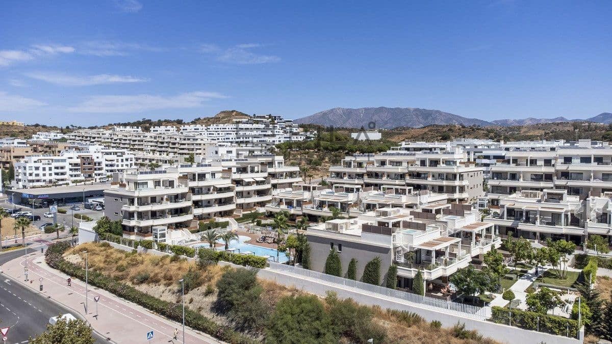 Piso de 3 habitaciones en La Cala de Mijas en venta con piscina garaje - 680.000 € (Ref: 9622026)