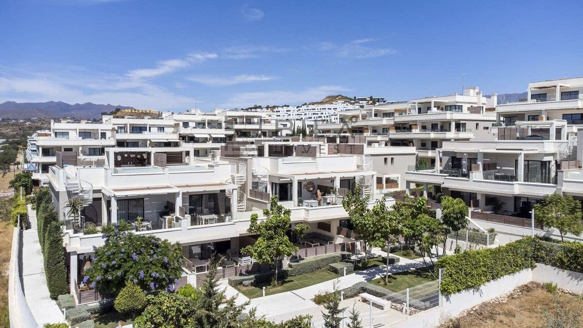 Piso de 3 habitaciones en La Cala de Mijas en venta con piscina garaje - 680.000 € (Ref: 9622026)