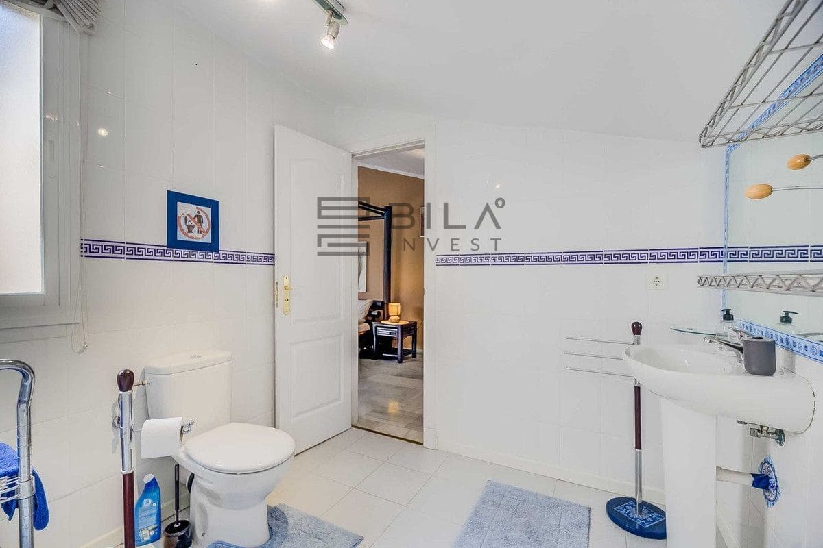 3 bedroom Penthouse for sale in Fuengirola with pool - € 385,000 (Ref: 9622028)