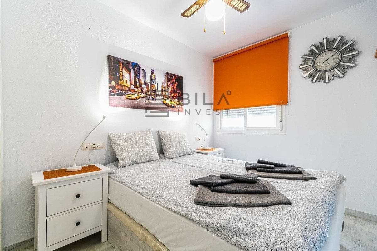 3 bedroom Penthouse for sale in Fuengirola with pool - € 385,000 (Ref: 9622028)