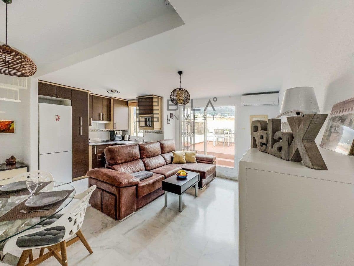 3 bedroom Penthouse for sale in Fuengirola with pool - € 385,000 (Ref: 9622028)