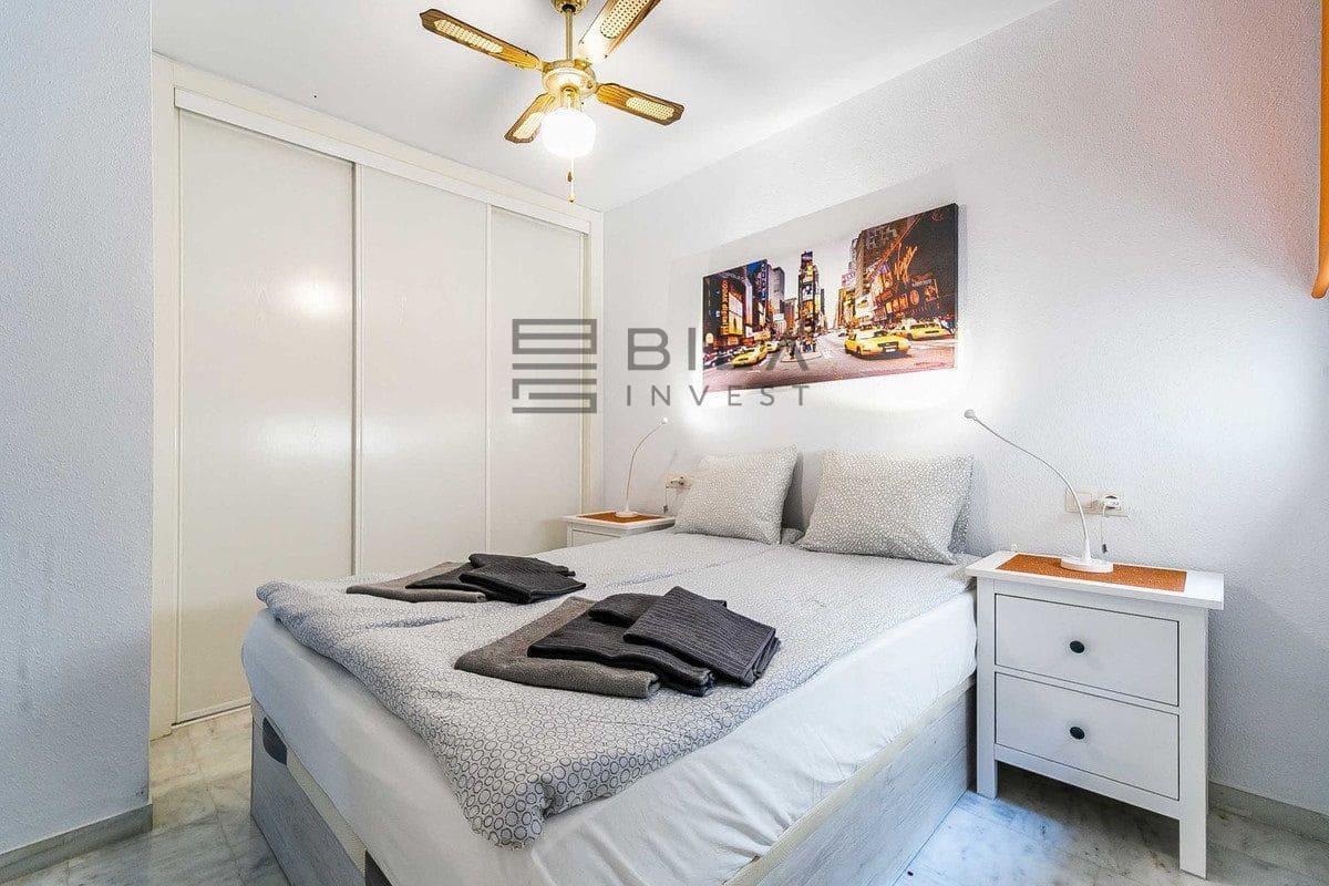 3 bedroom Penthouse for sale in Fuengirola with pool - € 385,000 (Ref: 9622028)