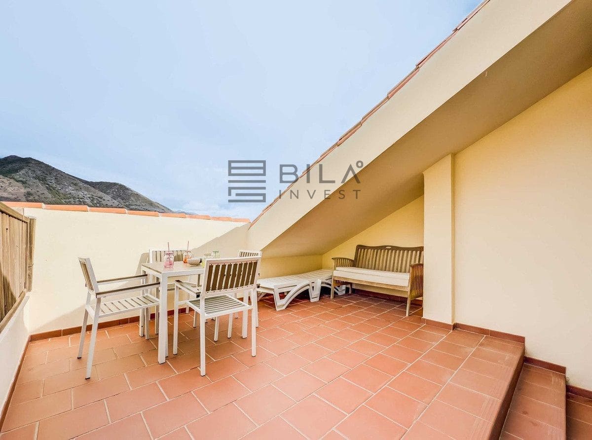3 bedroom Penthouse for sale in Fuengirola with pool - € 385,000 (Ref: 9622028)