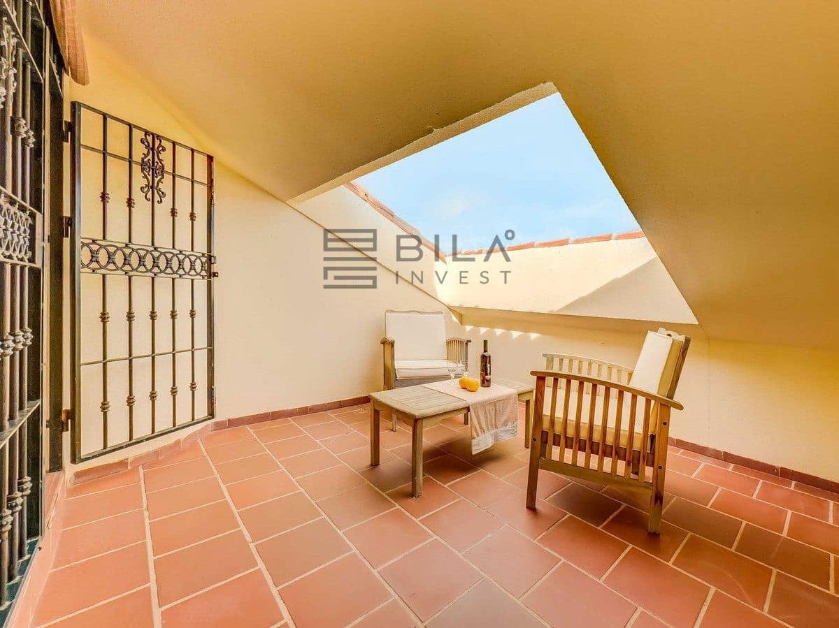 3 bedroom Penthouse for sale in Fuengirola with pool - € 385,000 (Ref: 9622028)