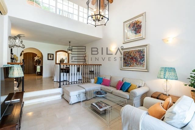 3 bedroom Townhouse for sale in Riviera del Sol, Mijas with pool garage - € 595,000 (Ref: 9622029)