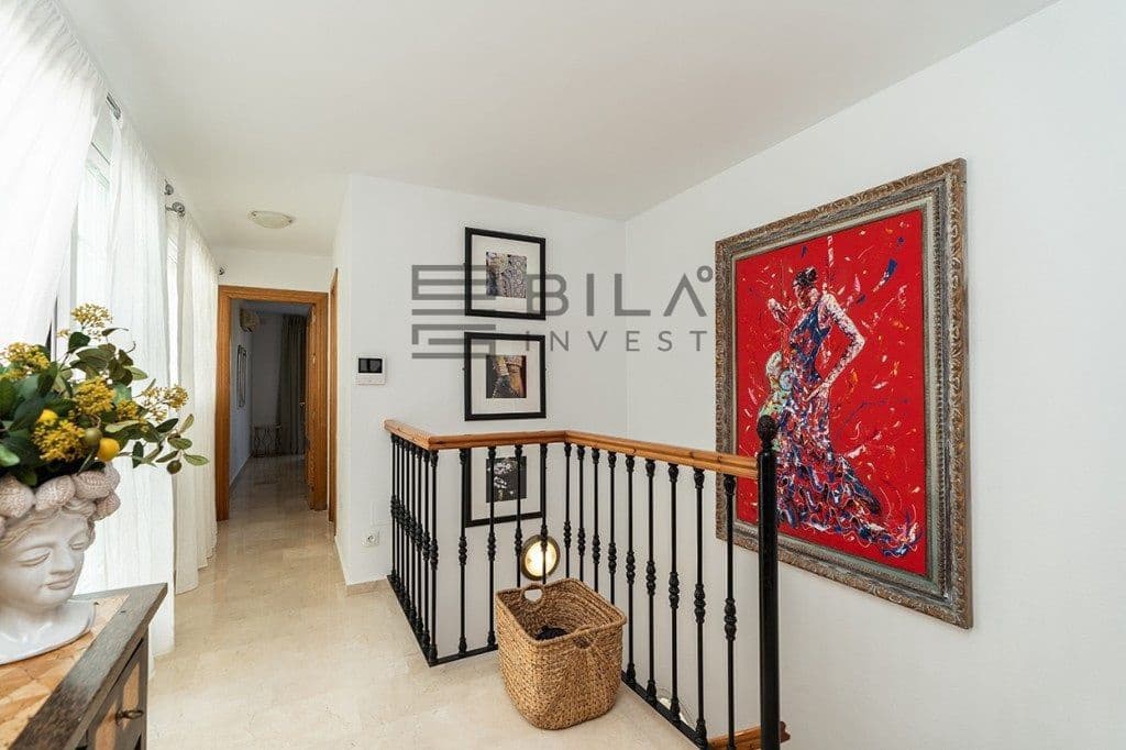 3 bedroom Townhouse for sale in Riviera del Sol with pool garage - € 595,000 (Ref: 9622029)