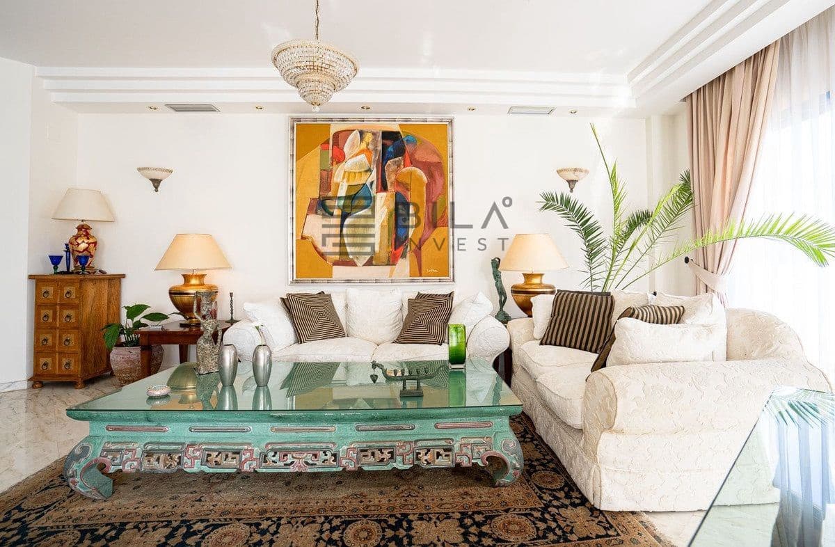 5 slaapkamer Penthouse te koop in Torrequebrada met zwembad - € 1.085.000 (Ref: 9622030)