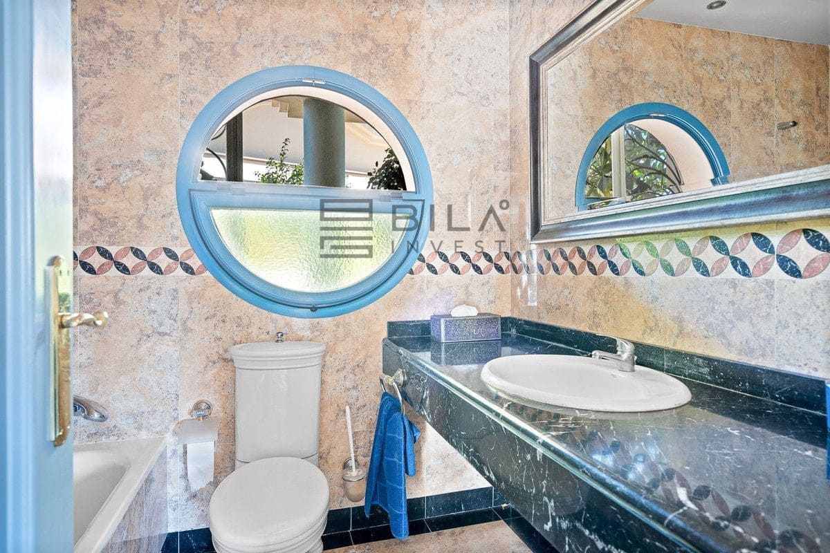 5 slaapkamer Penthouse te koop in Torrequebrada met zwembad - € 1.085.000 (Ref: 9622030)