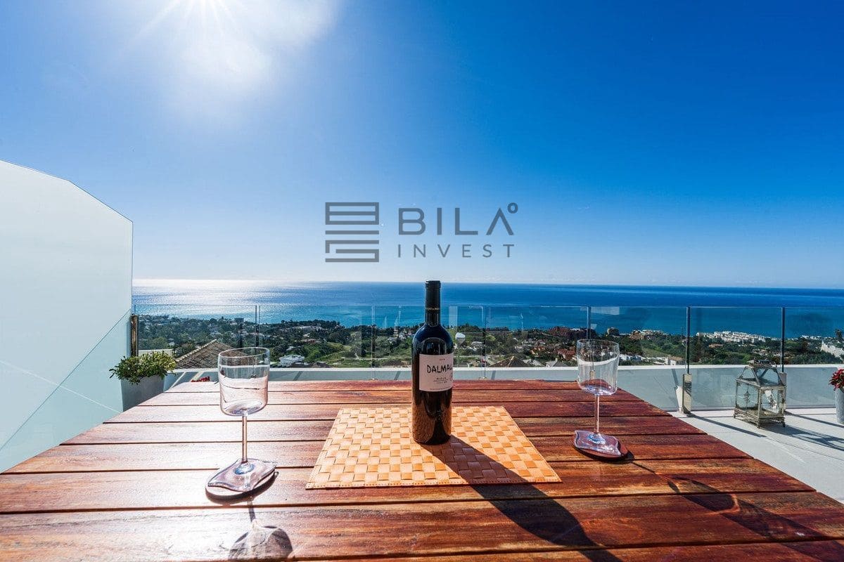 3 slaapkamer Penthouse te koop in Benalmadena met zwembad - € 1.095.000 (Ref: 9622031)