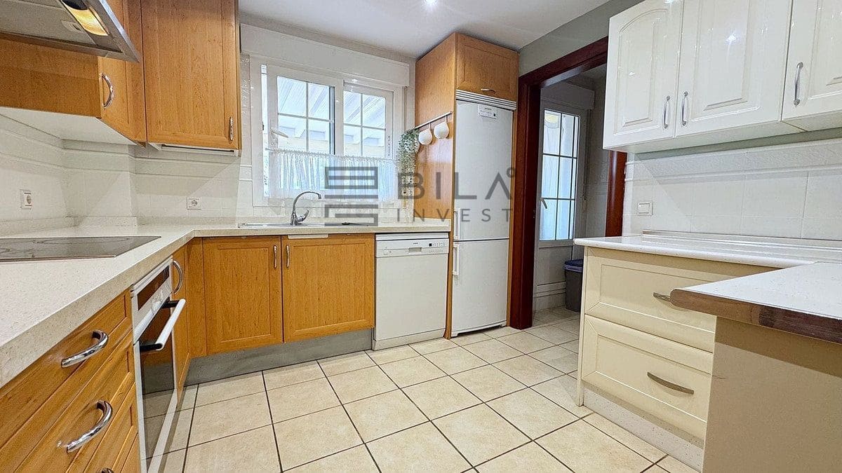 4 slaapkamer Huis te koop in Calahonda met zwembad garage - € 699.950 (Ref: 9625078)