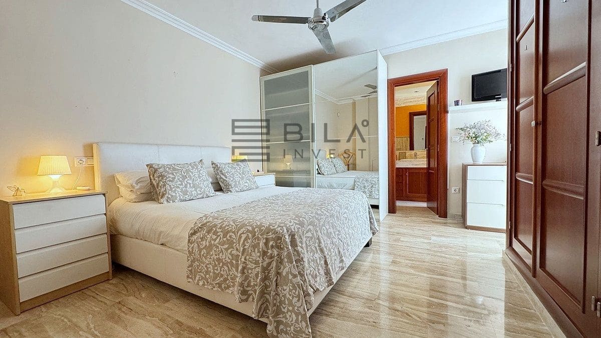 4 slaapkamer Huis te koop in Calahonda met zwembad garage - € 699.950 (Ref: 9625078)