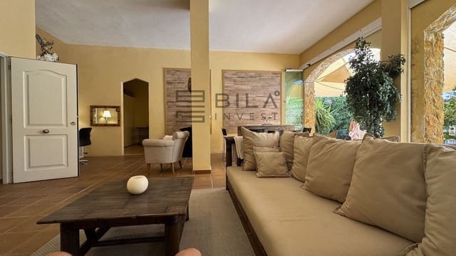 4 slaapkamer Huis te koop in Calahonda, Mijas met zwembad garage - € 699.950 (Ref: 9625078)