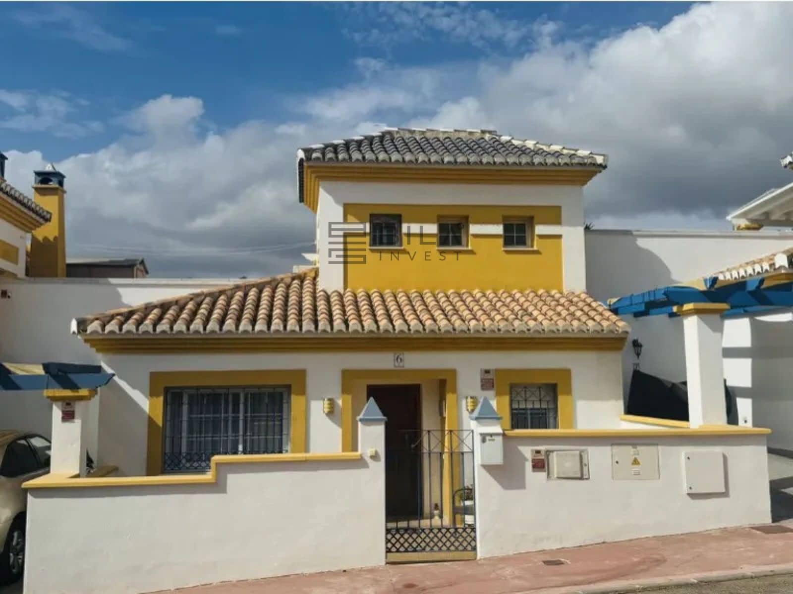 4 slaapkamer Huis te koop in Calahonda met zwembad garage - € 699.950 (Ref: 9625078)