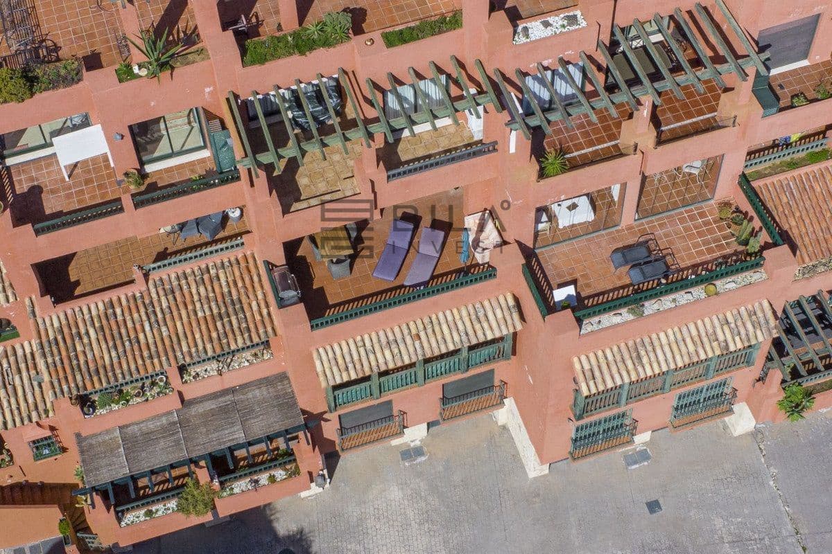 2 chambre Appartement à vendre à Calahonda avec piscine garage - 335 000 € (Ref: 9629525)