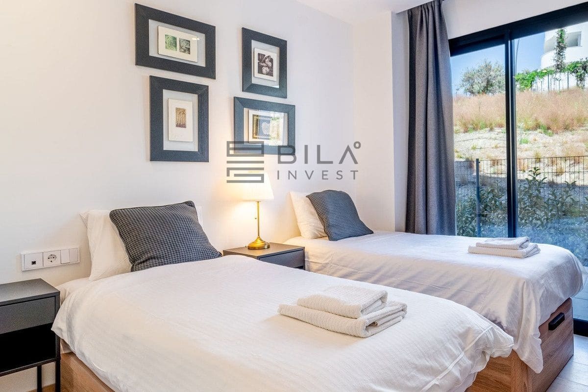 3 bedroom Flat for sale in Fuengirola with pool garage - € 769,000 (Ref: 9629528)