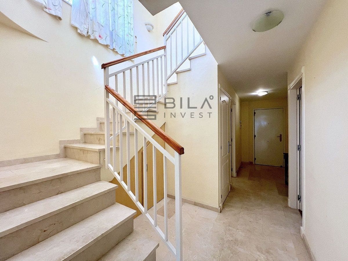 3 sovrum Villa till salu i Riviera del Sol med pool - 470 000 € (Ref: 9629529)