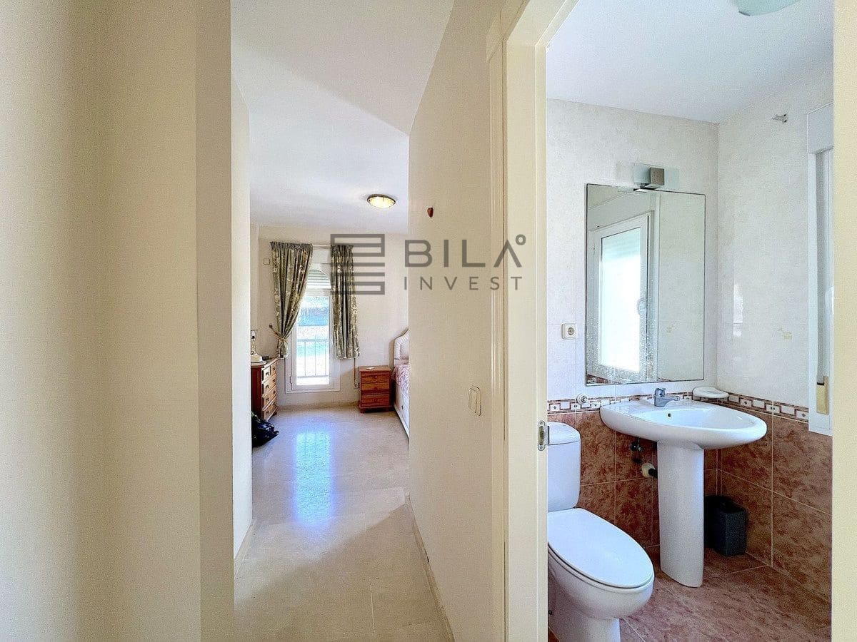 3 sovrum Villa till salu i Riviera del Sol med pool - 470 000 € (Ref: 9629529)