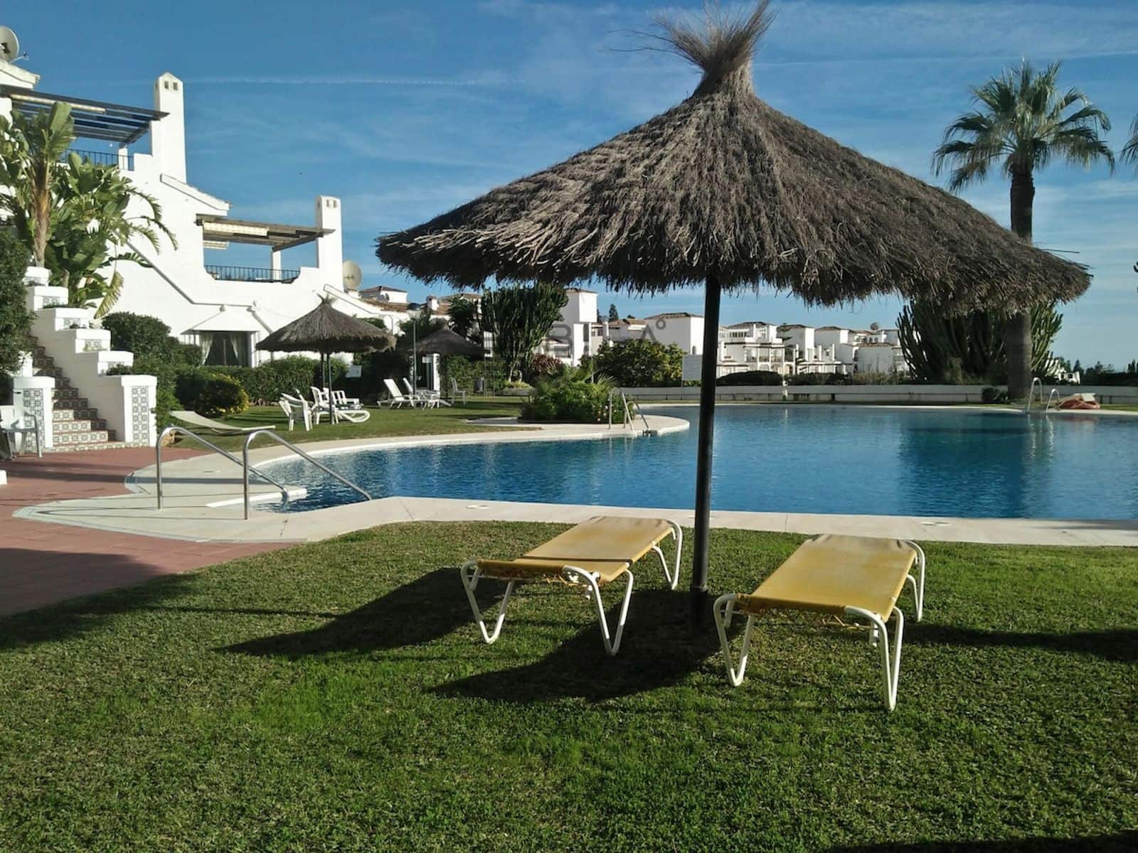 2 soveværelse Lejlighed til salg i Calahonda med swimmingpool garage - € 305.000 (Ref: 9629530)