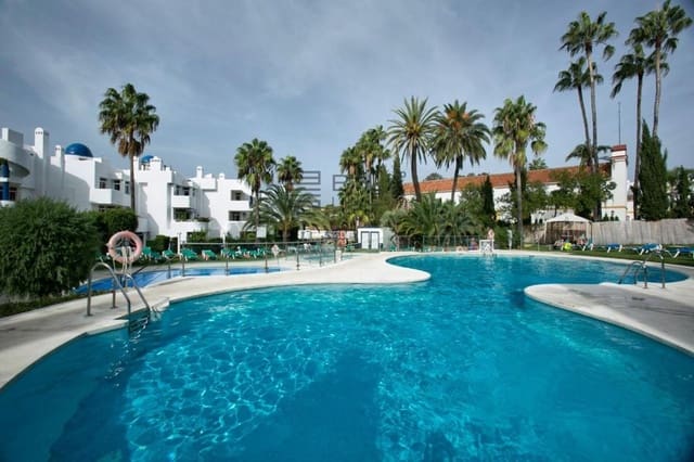 2 Zimmer Wohnung zu verkaufen in Calahonda, Mijas mit Pool - 349.000 € (Ref: 9629531)