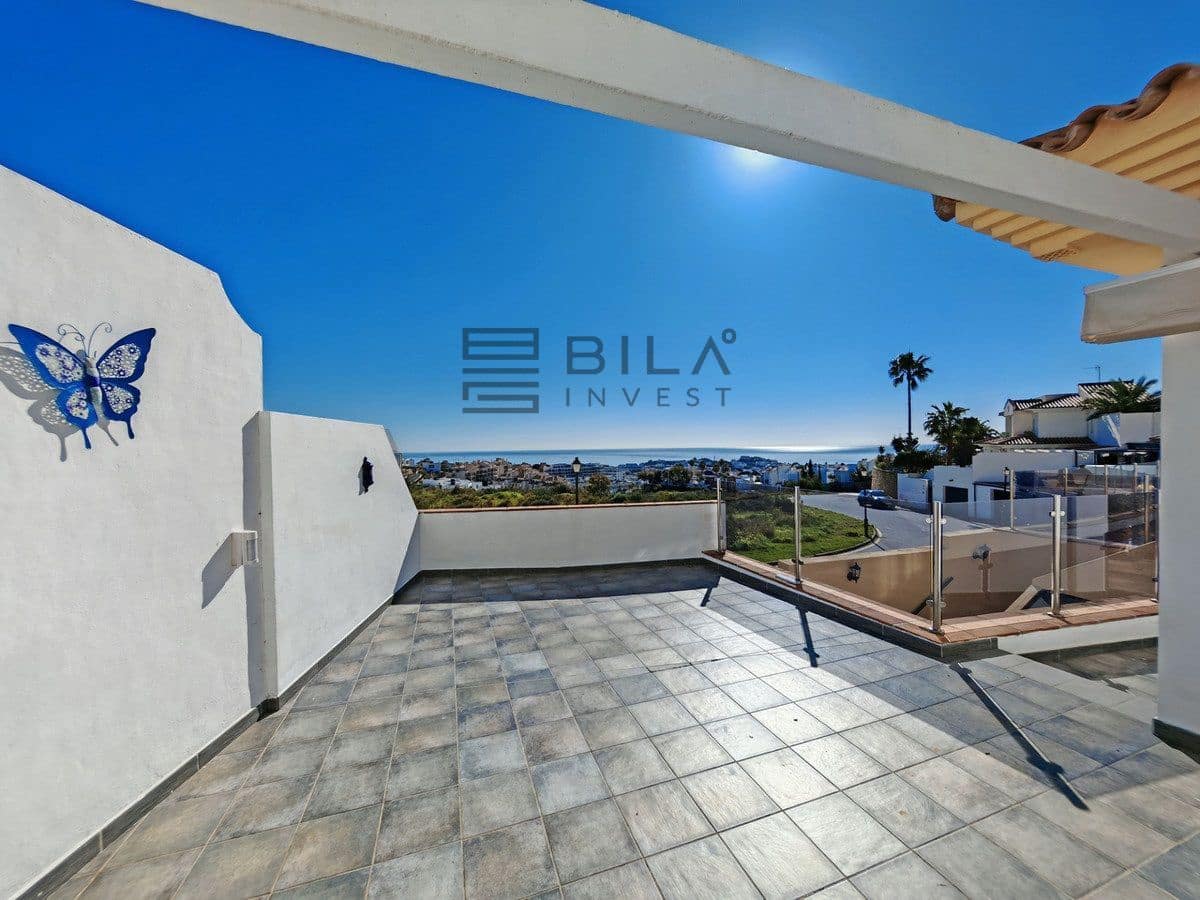 3 bedroom Villa for sale in Riviera del Sol with pool garage - € 695,000 (Ref: 9633986)