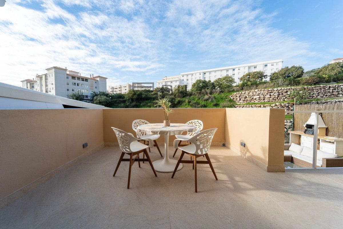 3 chambre Appartement à vendre à Arroyo de la Miel avec piscine garage - 408 000 € (Ref: 9633988)