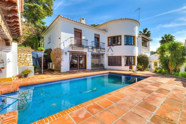 4 makuuhuone Huvila myytävänä paikassa Mijas pueblo, Mijas mukana uima-altaan 
autotalli - 1 399 000 € (Ref: 9633990)