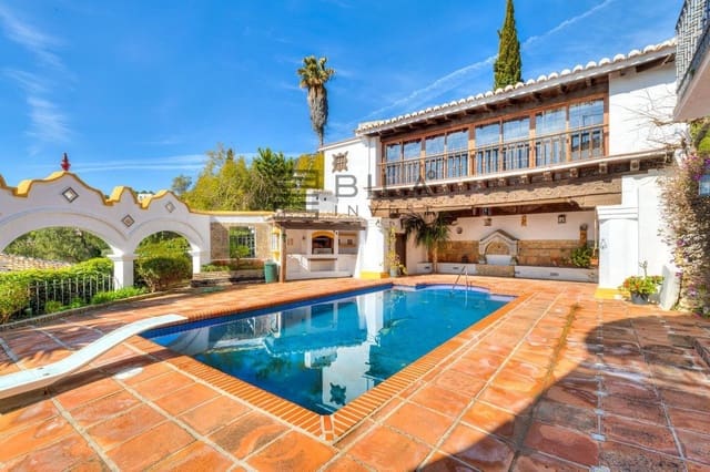 4 makuuhuone Huvila myytävänä paikassa Mijas pueblo, Mijas mukana uima-altaan 
autotalli - 1 399 000 € (Ref: 9633990)