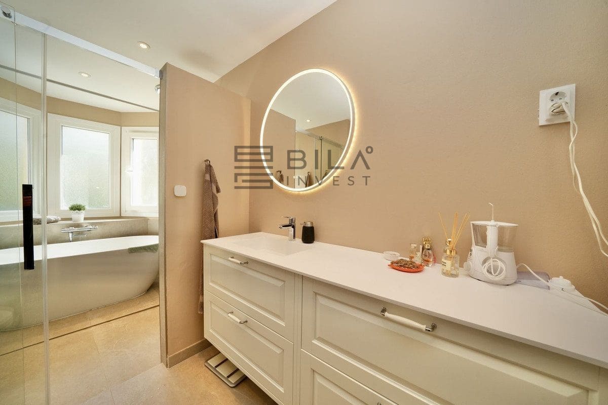 5 sovrum Villa till salu i La Capellania med pool garage - 995 000 € (Ref: 9633991)