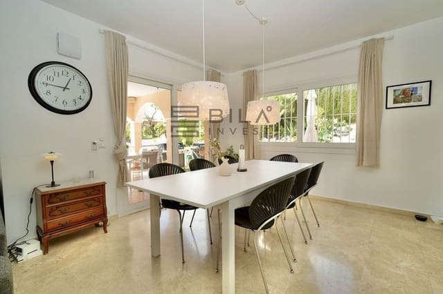 5 sovrum Villa till salu i La Capellania, Benalmádena med pool garage - 995 000 € (Ref: 9633991)