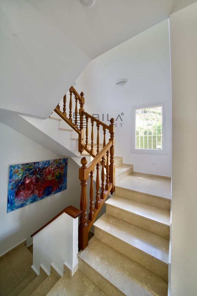 5 sovrum Villa till salu i La Capellania med pool garage - 995 000 € (Ref: 9633991)