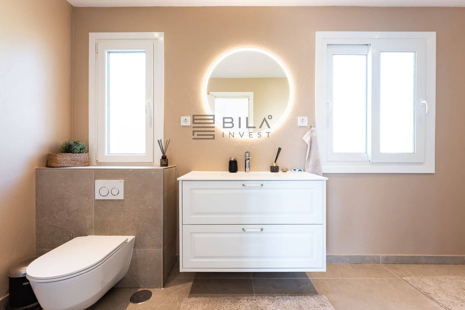 5 makuuhuone Huvila myytävänä paikassa La Capellania mukana uima-altaan 
autotalli - 995 000 € (Ref: 9633991)