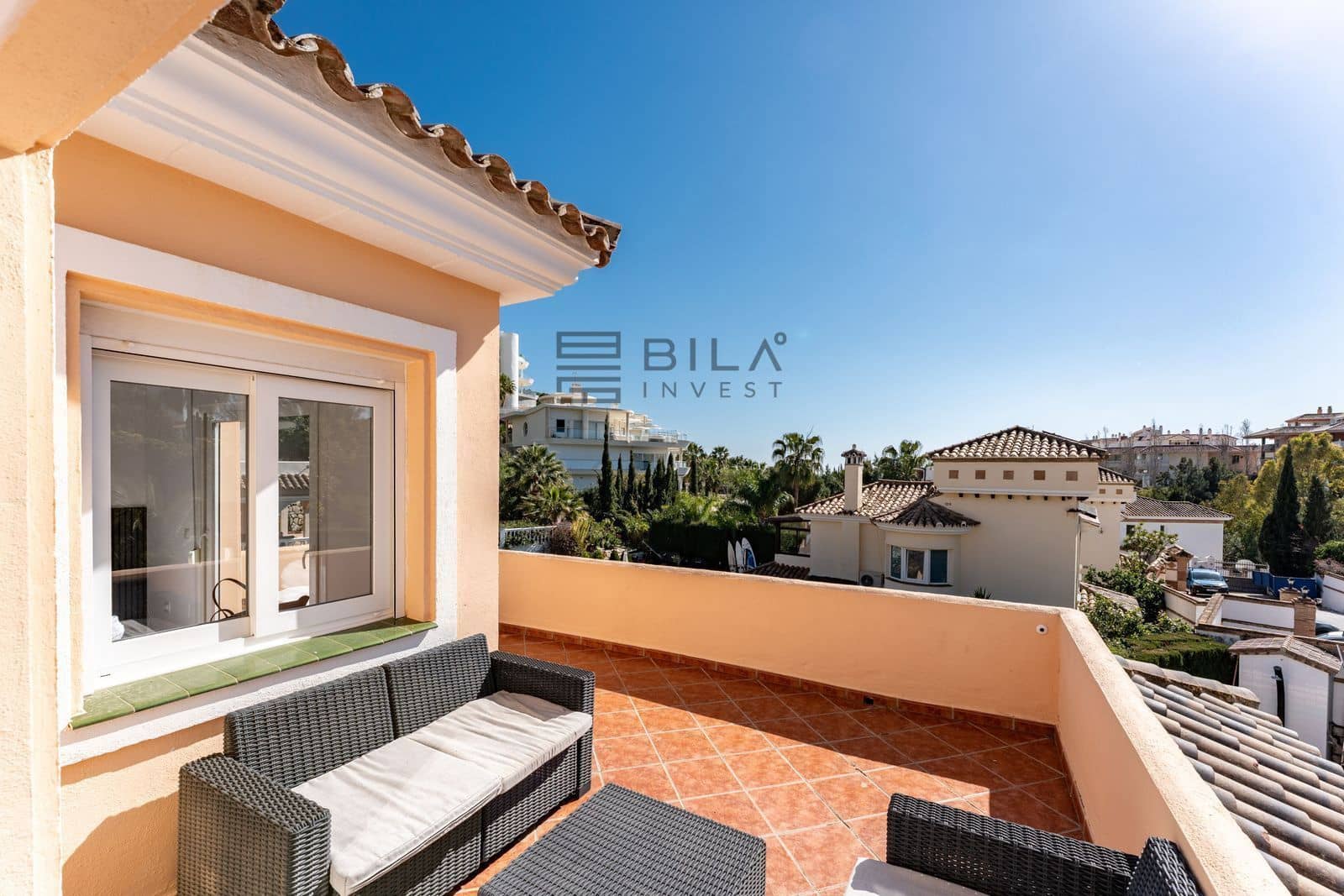 5 makuuhuone Huvila myytävänä paikassa La Capellania mukana uima-altaan 
autotalli - 995 000 € (Ref: 9633991)