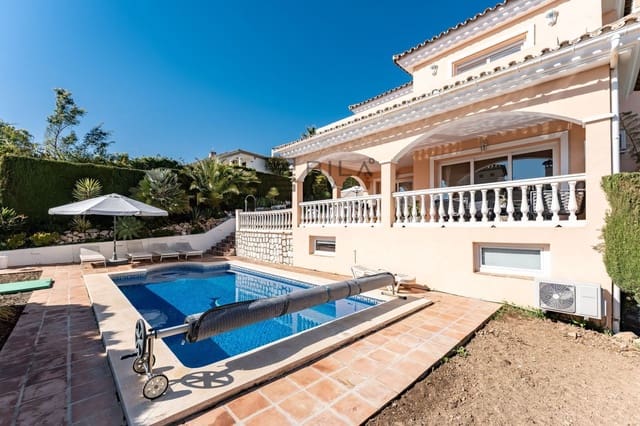 5 bedroom Villa for sale in La Capellania, Benalmádena with pool garage - € 995,000 (Ref: 9633991)