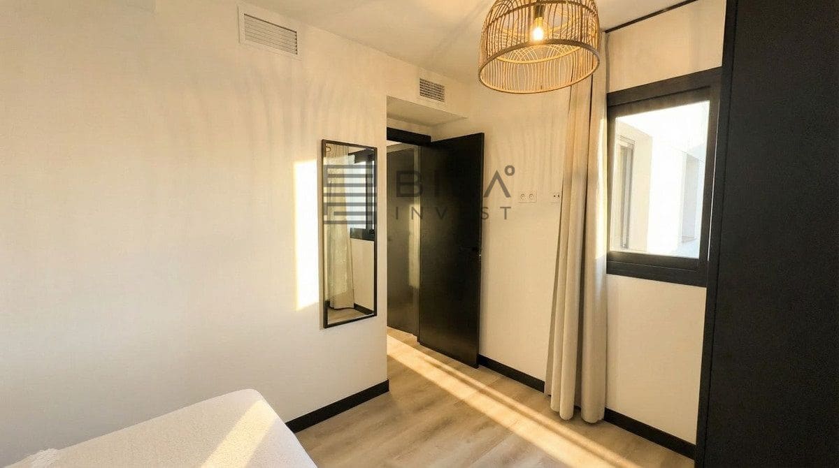 3 soveværelse Lejlighed til salg i Mijas Costa med swimmingpool garage - € 350.000 (Ref: 9636283)