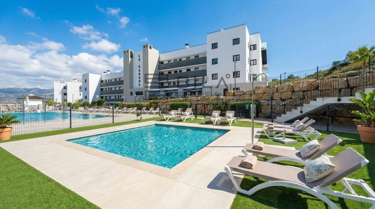 3 soveværelse Lejlighed til salg i Mijas Costa med swimmingpool garage - € 350.000 (Ref: 9636283)