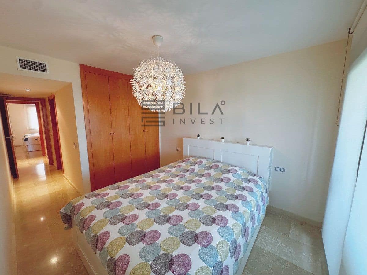 2 bedroom Flat for sale in La Cala de Mijas with pool garage - € 265,000 (Ref: 9636284)