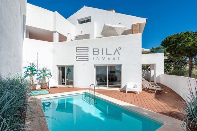 Chalet de 4 habitaciones en Benalmadena Costa, Benalmádena en venta con piscina garaje - 1.295.000 € (Ref: 9636286)