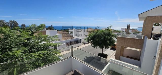 Chalet de 4 habitaciones en Torremuelle, Benalmádena en venta con piscina garaje - 945.000 € (Ref: 9639865)