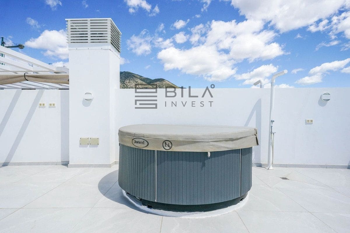 2 Zimmer Penthouse zu verkaufen in Fuengirola mit Pool - 799.000 € (Ref: 9639866)